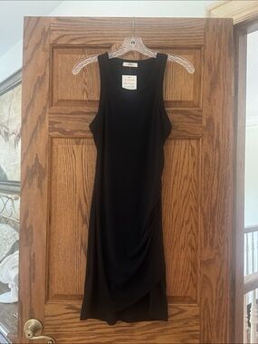 Cherish Black Sleeveless Midi Dress